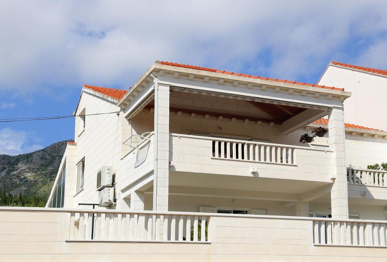 Apartmani Krmek Mlini Luaran gambar