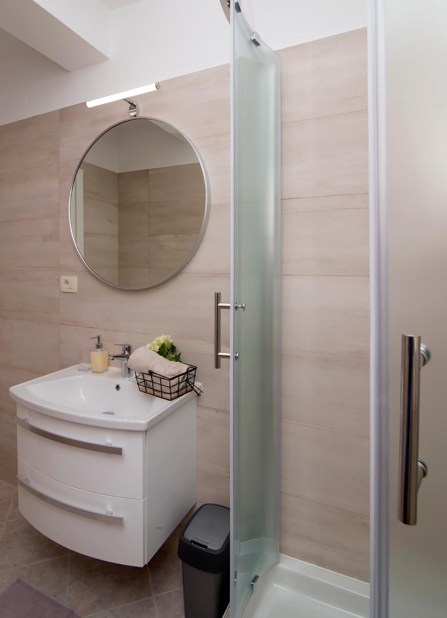 Apartmani Krmek Mlini Luaran gambar